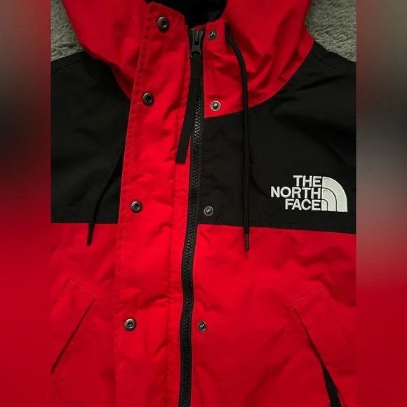 TNF Women’s Reign On Jacket